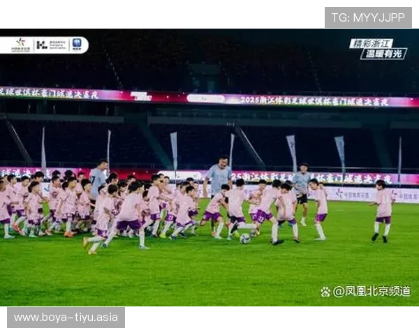 足球彩票世俱杯历史回顾与精彩瞬间盘点带你领略足球盛事的魅力 足球彩票世俱杯历史回顾与精彩瞬间盘点带你领略足球盛事的魅力